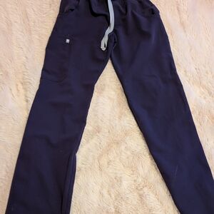 Figs Kade Cargo, Dark Purple.